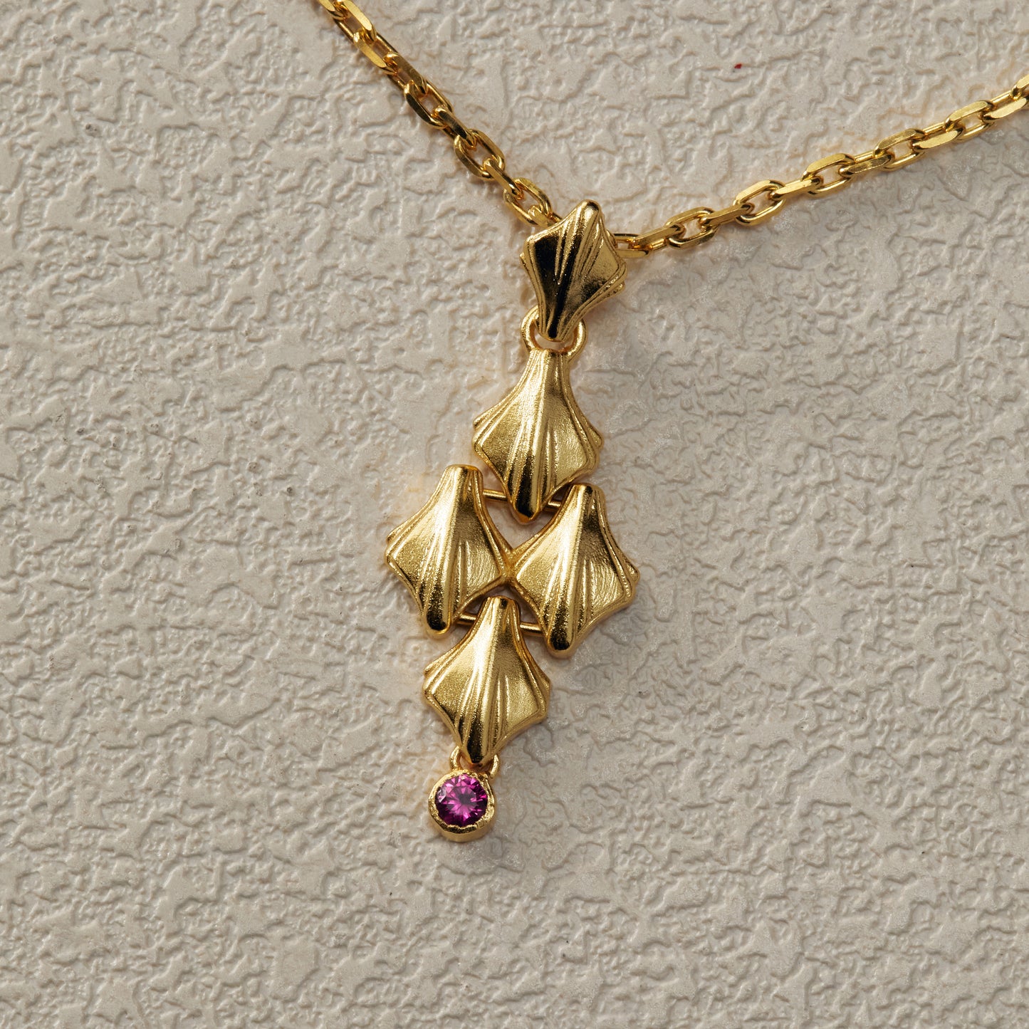Shell Diamond Pendant Necklace - Gold Plated Brass