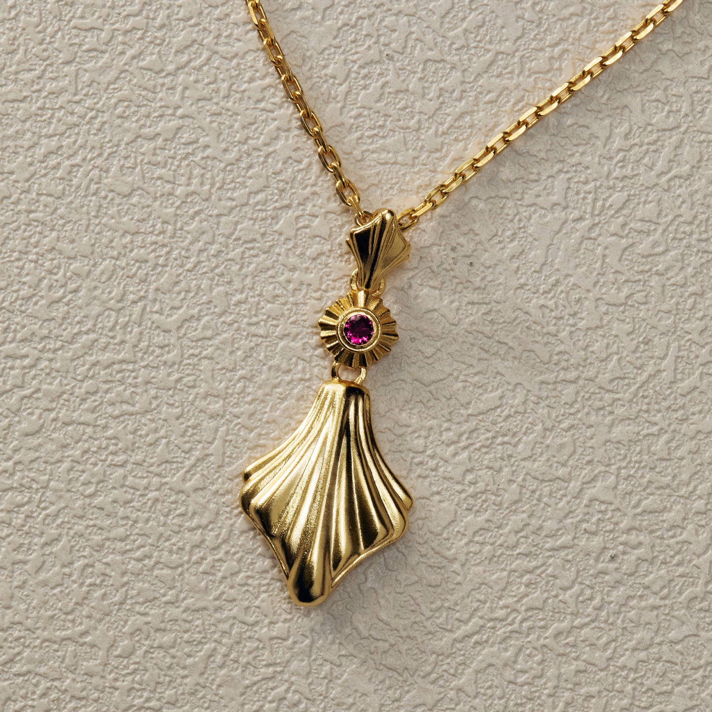 Single Shell Inlay Necklace - Gold Plated Brass