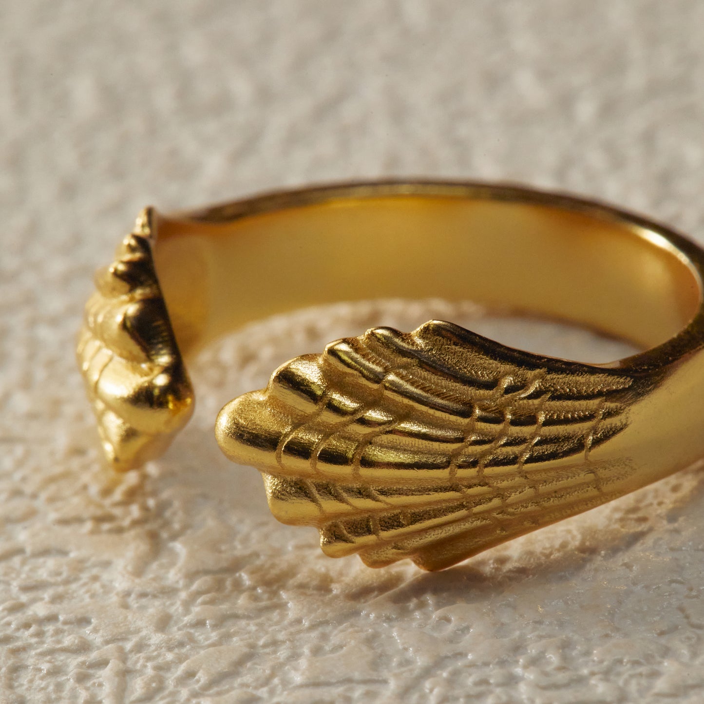 Shell Adjustable Ring - Gold Plated Brass