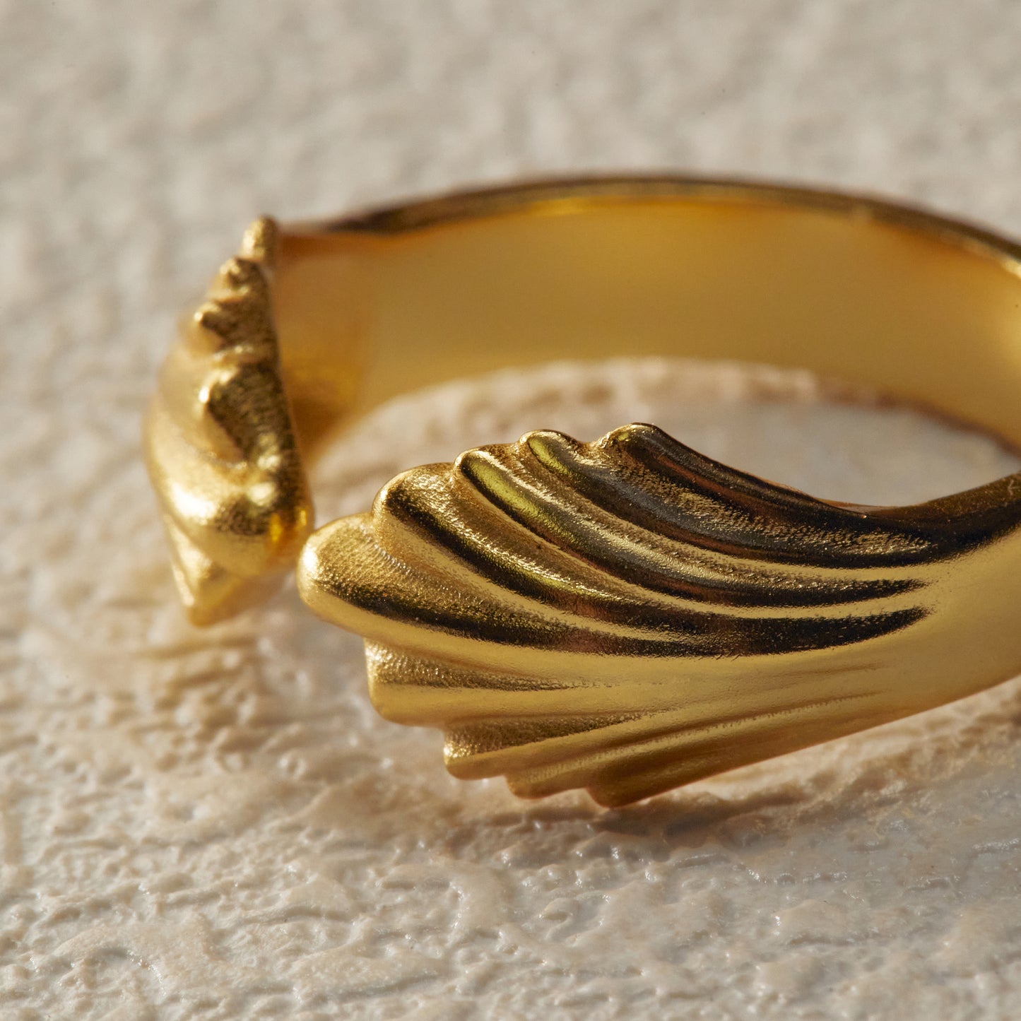 Shell Adjustable Ring - Gold Plated Brass
