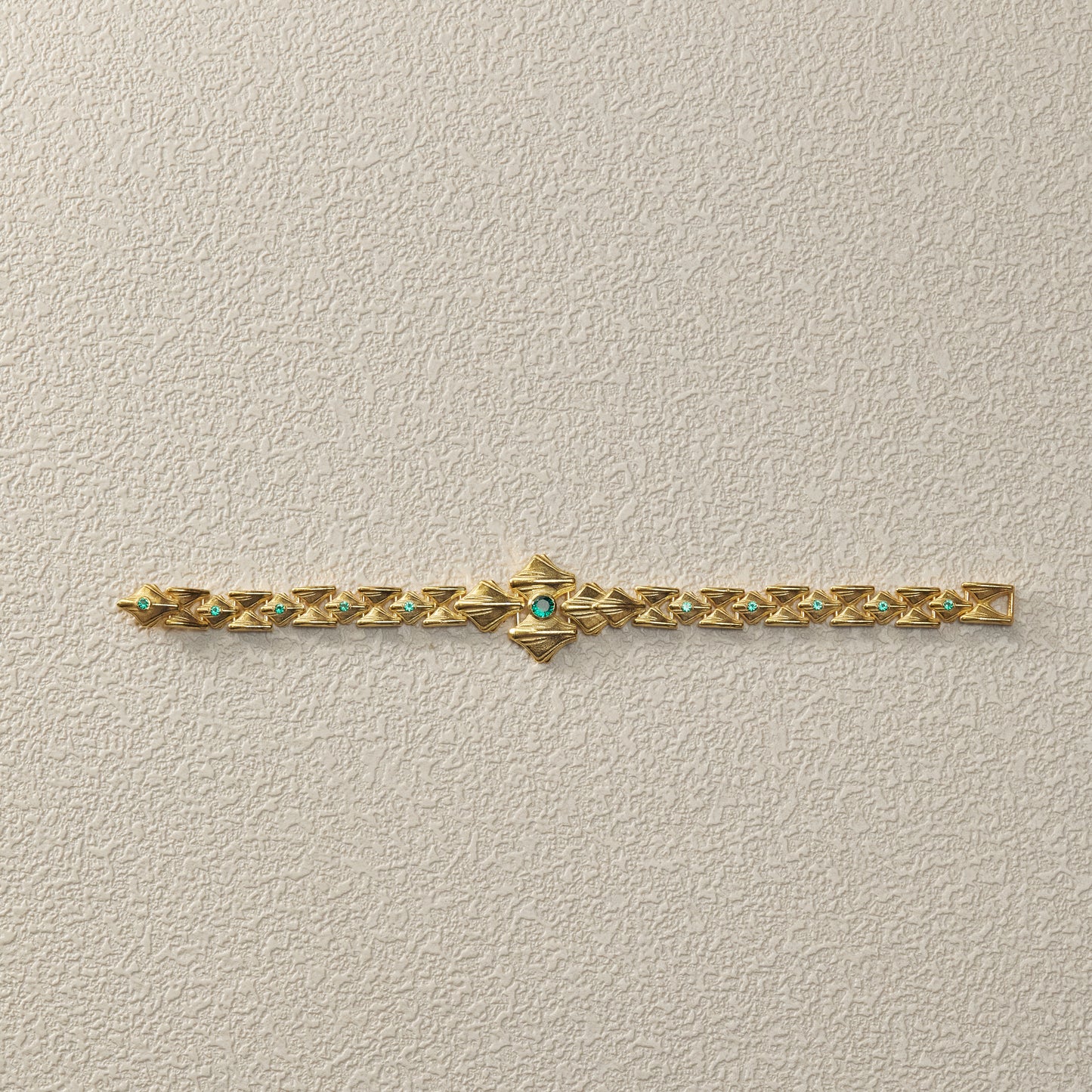 Single Diamond Inlay Bracelet - Gold Plated Brass